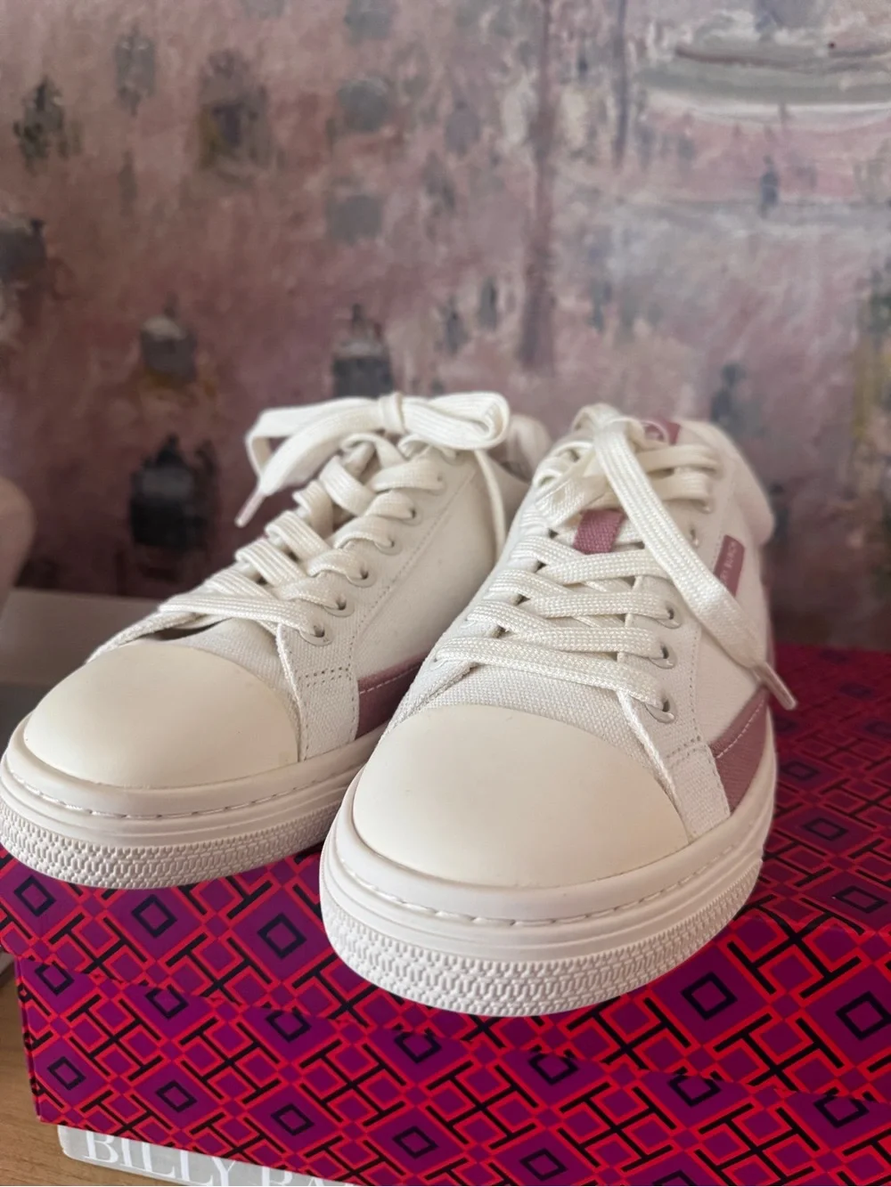 NIB Tory Burch Women's Cream & Dusty Rose Low-Top Sneakers - Size 7M